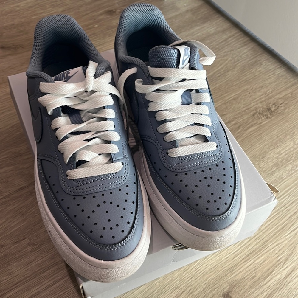 Nike, size 7